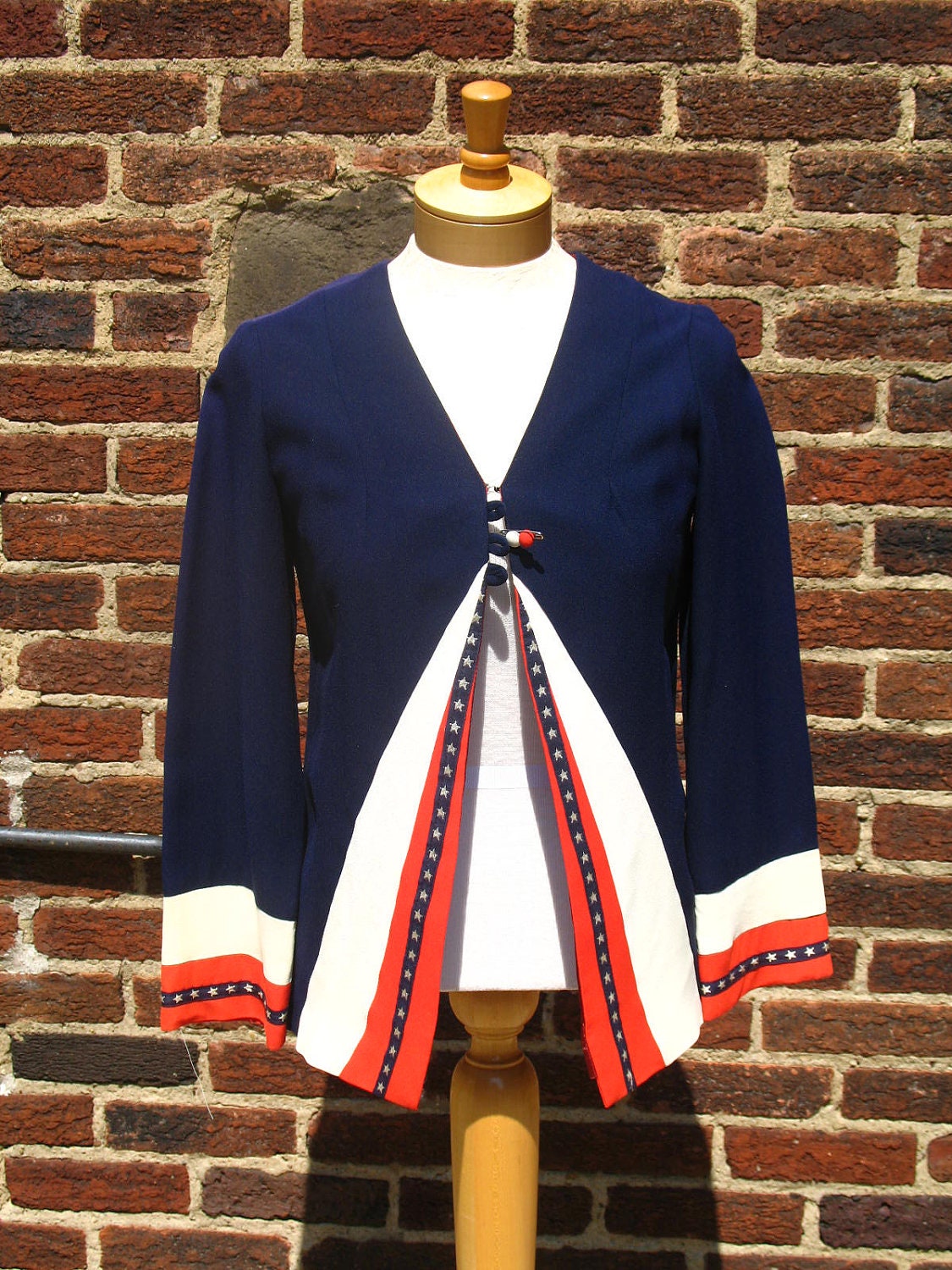SALE Vintage 30s 40s / Patriotic / 4th of July / Red White and Blue / American Flag / Rayon Jacket / By Glamars