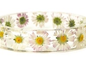 Resin Flower Bangle-White Daisy  Bracelet-Real Flower Resin Bangle-Flower Jewelry-Real Daisy Flowers