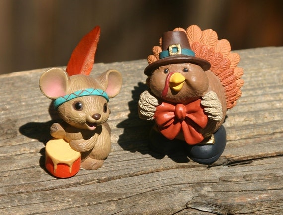 Vintage Pair of Hallmark Thanksgiving Autumn Merry Miniatures - Indian Mouse & Pilgrim Turkey