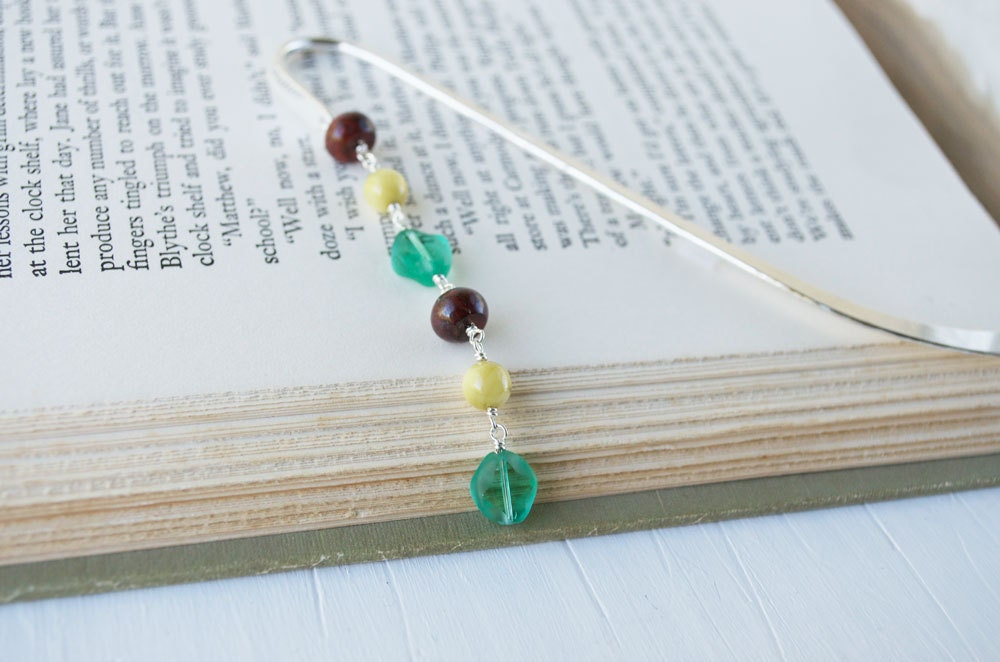 Green Beaded Bookmark: Green and Brown, Beaded Bookmark, Bead Bookmark, Metal Bookmark, Book Hook, Ultramarine Green, Autumn