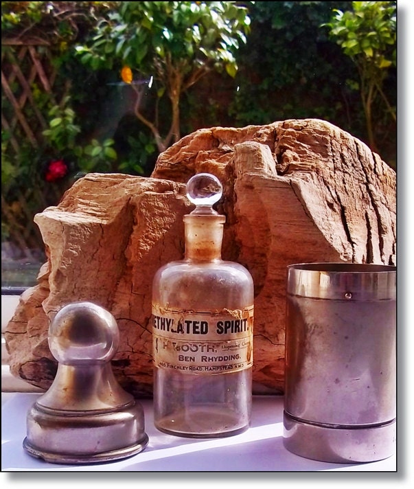 Apothecary : Rare Vintage Apothecary Bottle In Original Travelling Case