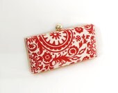 Chic Red Clamshell Clutch Purse