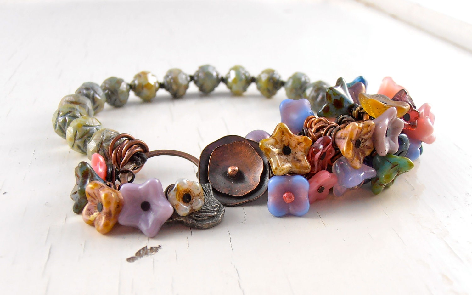 Gardenia - MADE TO ORDER - beaded bracelet, green bracelet, floral jewellery, flower bracelet, unique bracelet, gift for her