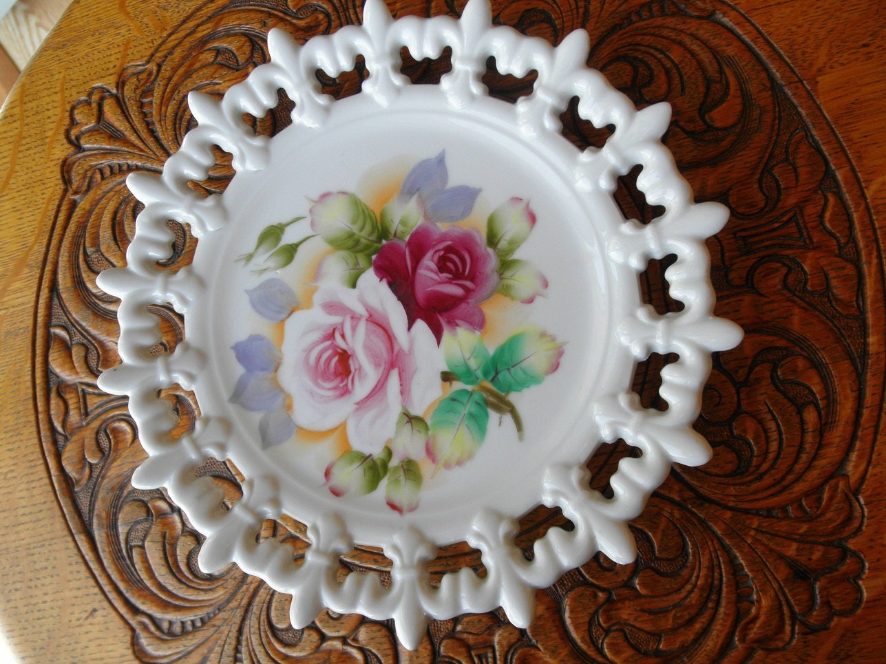 Rose Plate - 1950s Lefton - Shabby Cottage Farmhouse Chic - Decorative Plate - Pink Roses