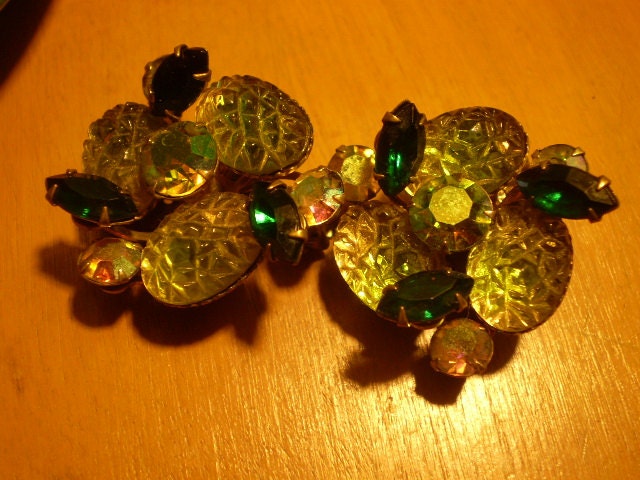 Vintage Green Rhinestone clip earrings 1950's beaujewels pin up rockabilly