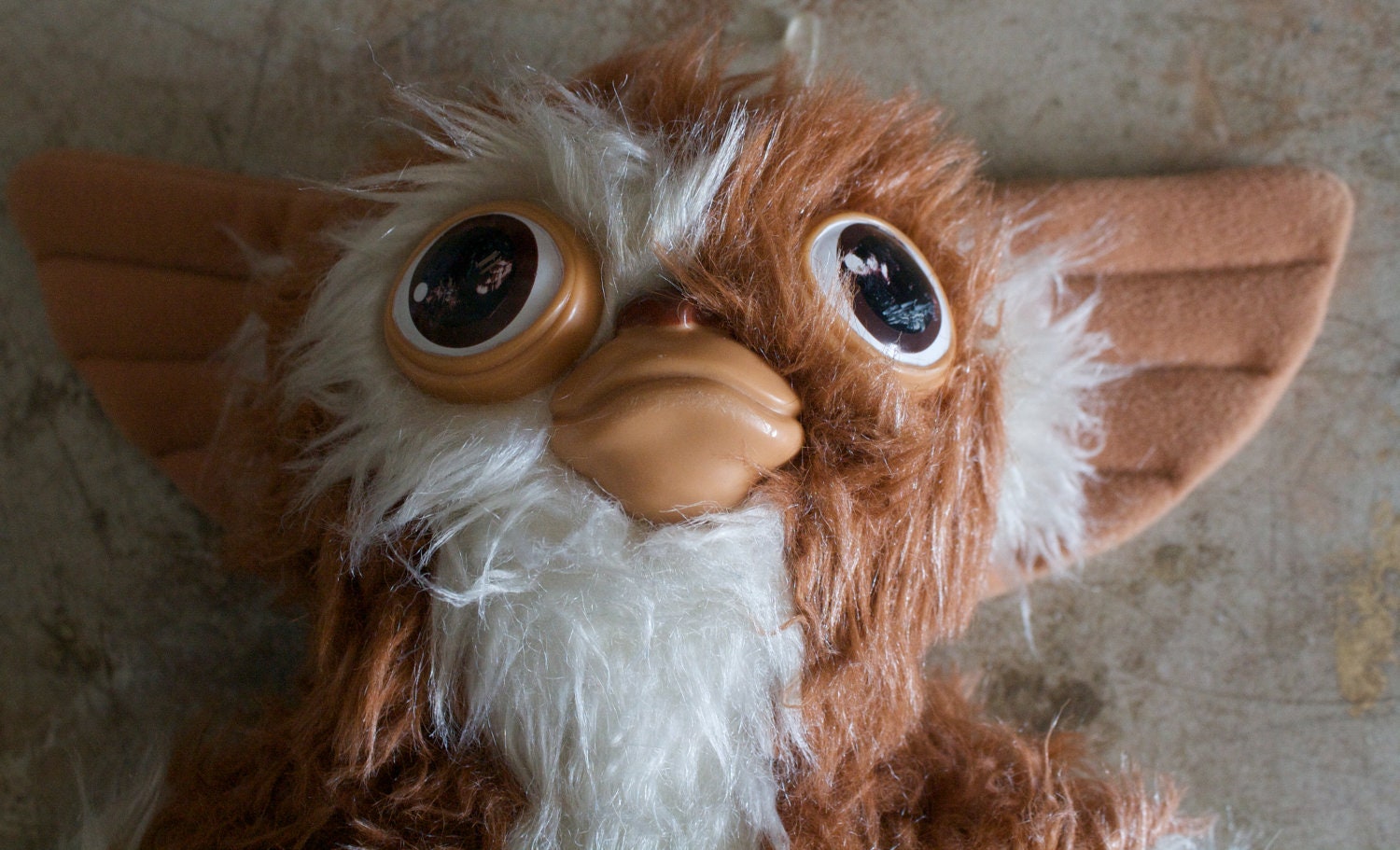 Vintage Gremlins Gizmo Stuffed Plush Animal Toy - Squeaks - 1984 Movie Hasbro Softie