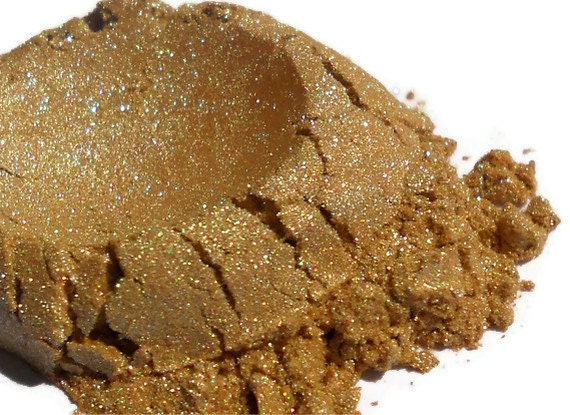 gold eyeshadow fall fashion vegan . Gilded Dragonfly