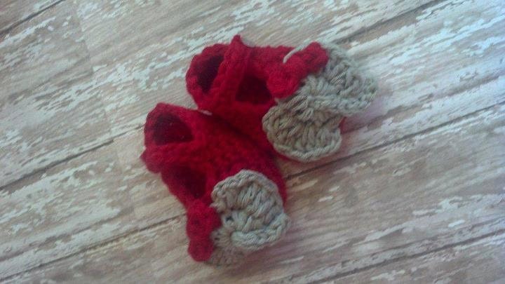 Red Elephant Girl Crochet Booties - Alabama Crimson Red and White - Newborn - 6 months