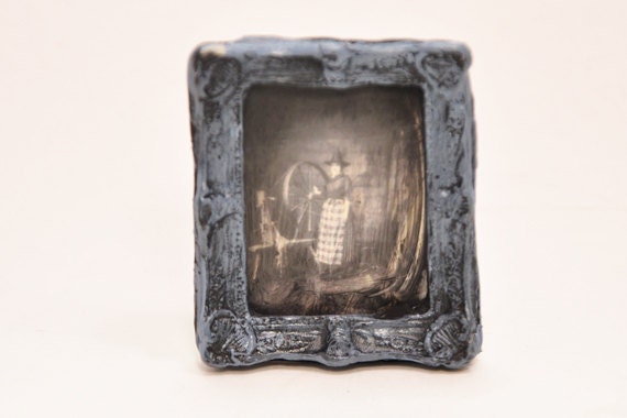 Agatha Old Witch Photo 1-inch scale Dollhouse Miniature