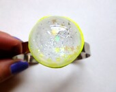 UV- Color-Changing Bracelet-Gemstone Changes from White to Sunny Yellow in the Sun