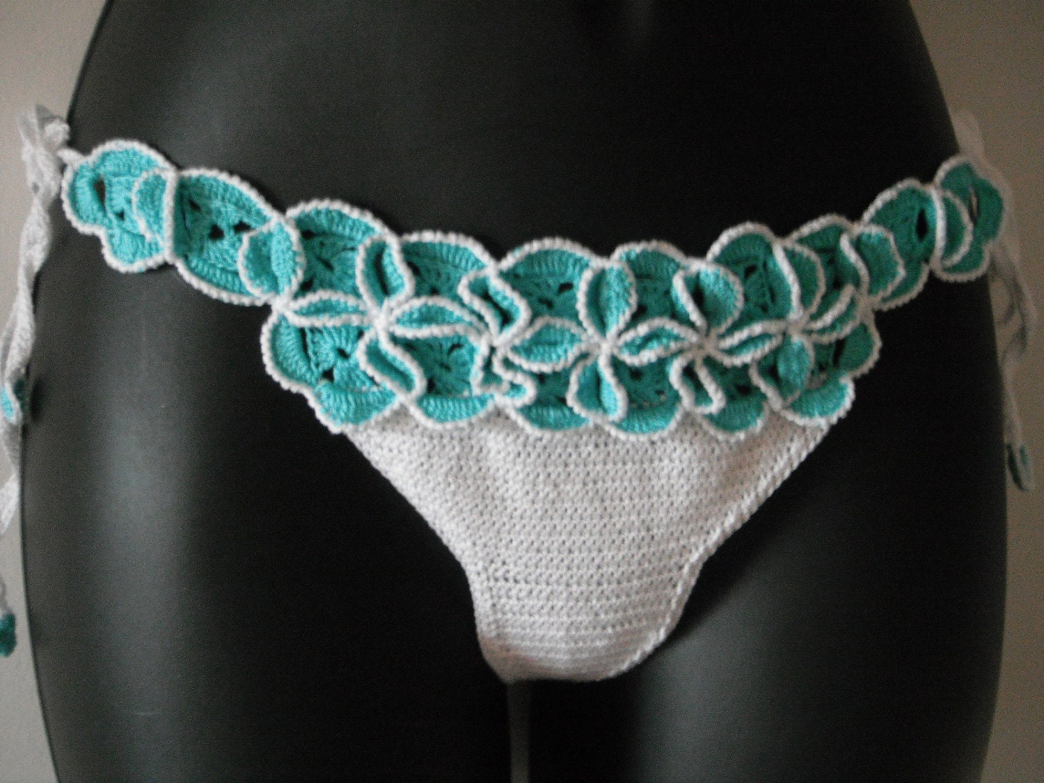 New exclusive design crochet bikini