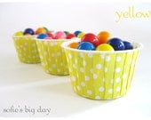 20 Yellow Polka Dot Candy/ Nut Cups, Ice Cream cups Il_170x135