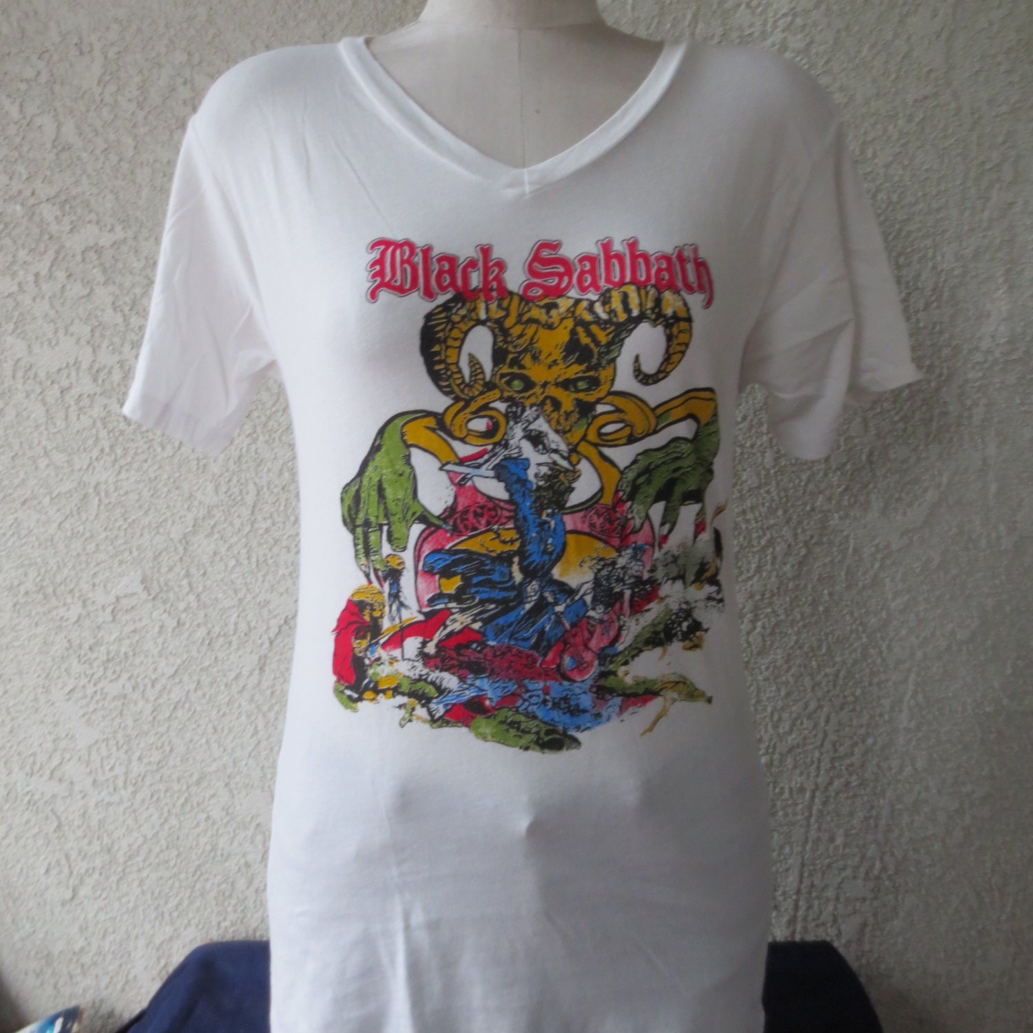 black sabbath mob rules t shirt