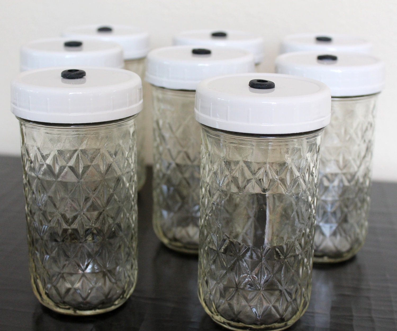 12 oz Quilted Mason Jar Glass Tumbler with BPA Free Plastic Lid / Set of Ten