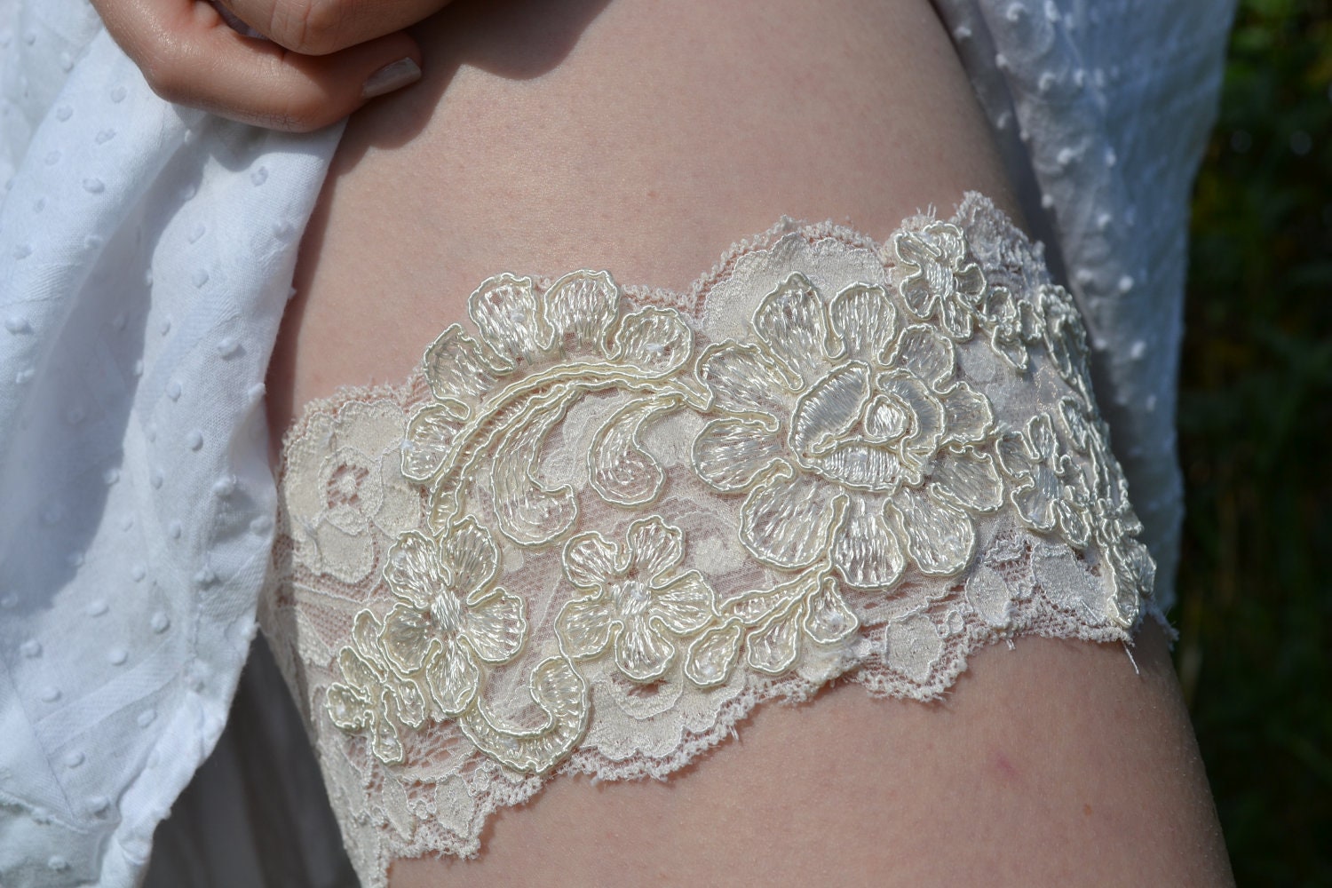 Ivory floral lace bridal garter