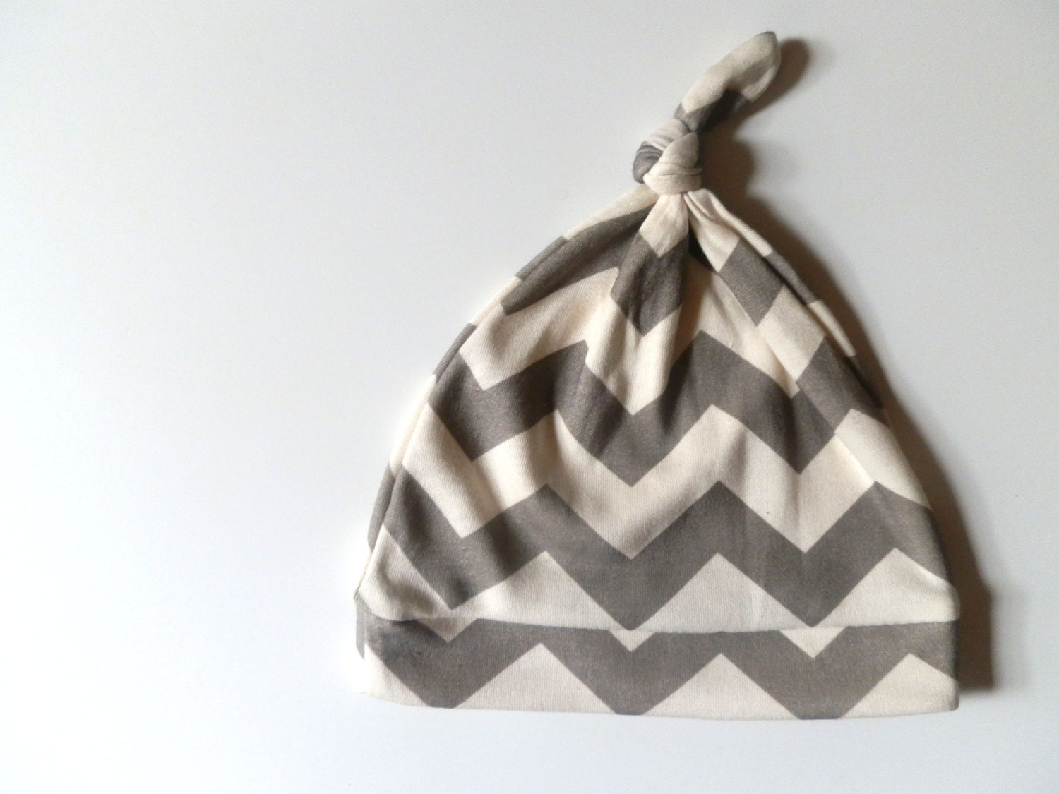 Newborn Hat, Gray Chevron, Newborn 0-3m, Neutral Baby Gift, Pregnancy Gift, Ready to Ship