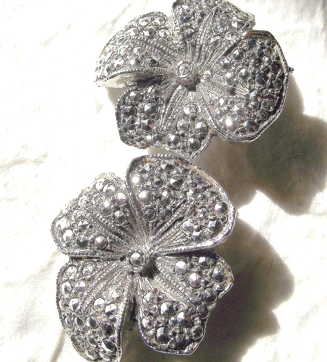 Marcasite clip on earrings. In Eva's Collections.