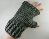 Crochet grey fingerless gloves