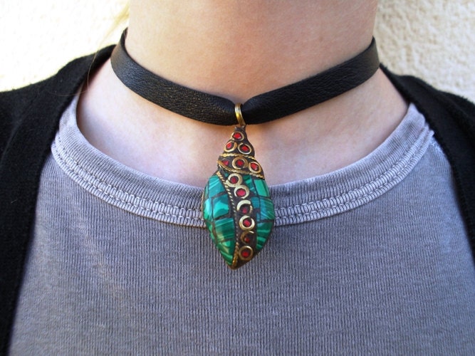 leather necklace pura esencia