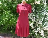 RESERVED For ANNA Vintage 1940s Red Dress Cranberry Rayon Pebble Crepe Jersey Removeable Buttons WW2 Patriotic Colors Petite