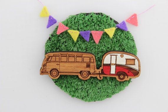Wood laser cut brooch Cosy vintage Caravan/Kombi combo Hand painted red and white