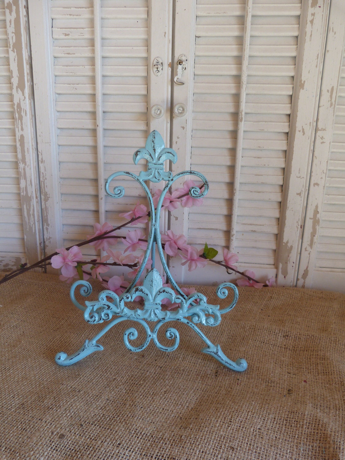 Iron Easel / Cottage Chic/ Iron Fleur De Lis / Aqua Blue / Book Stand / Shabby and Chic / Picture Frame Holder / Plate Stand