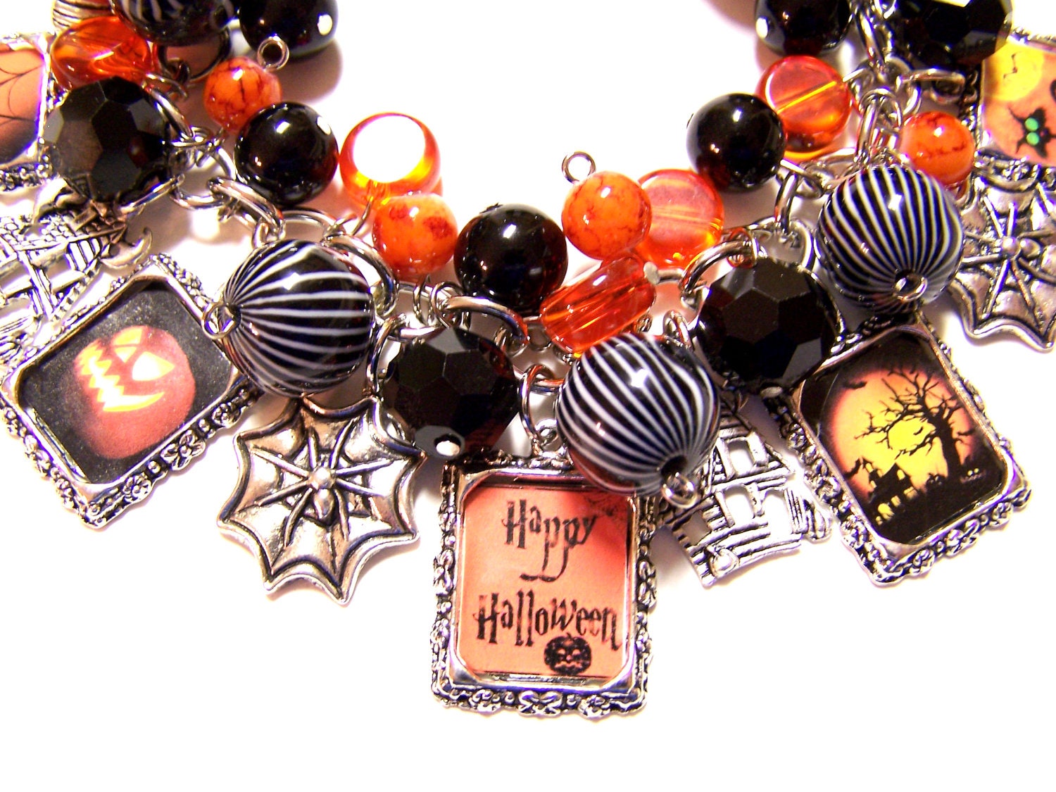 HAPPY HALLOWEEN Altered Art Charm Bracelet Handmade Beaded