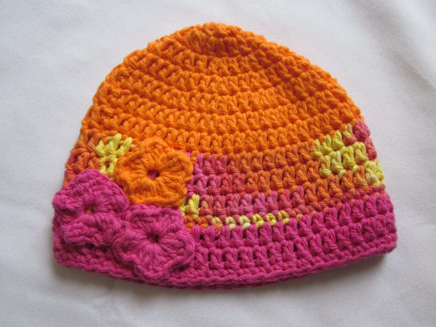 Baby Girl Crocheted Hat with flowers, 6-12 months