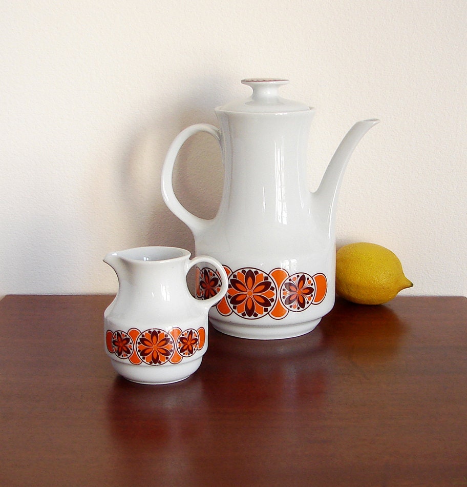 Vintage bavarian coffee pot and creamer Bareuther