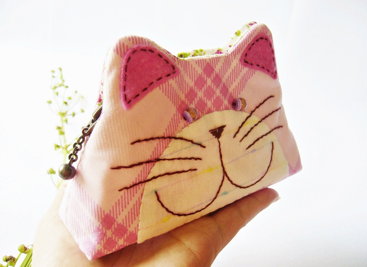 Cat purse / Cat zipper purse / Cat coin purse / Hand embroidery / Gift bag / Small bag zippered