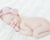CROCHET BOW in vintage pink, headband / bow tie