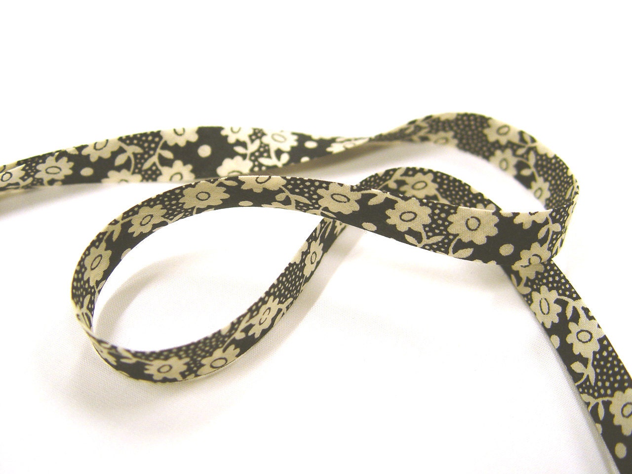 Liberty of London bias tape Millie A - 1 meter