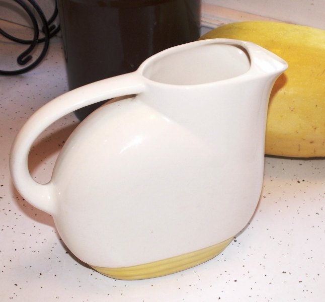 Vintage Pitcher - Knowles Utility Ware