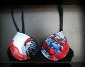 THE AMAZING SPIDERBRA Push-Up: Black Push-Up Bra with Spiderman Comics Fabric and Red Lace