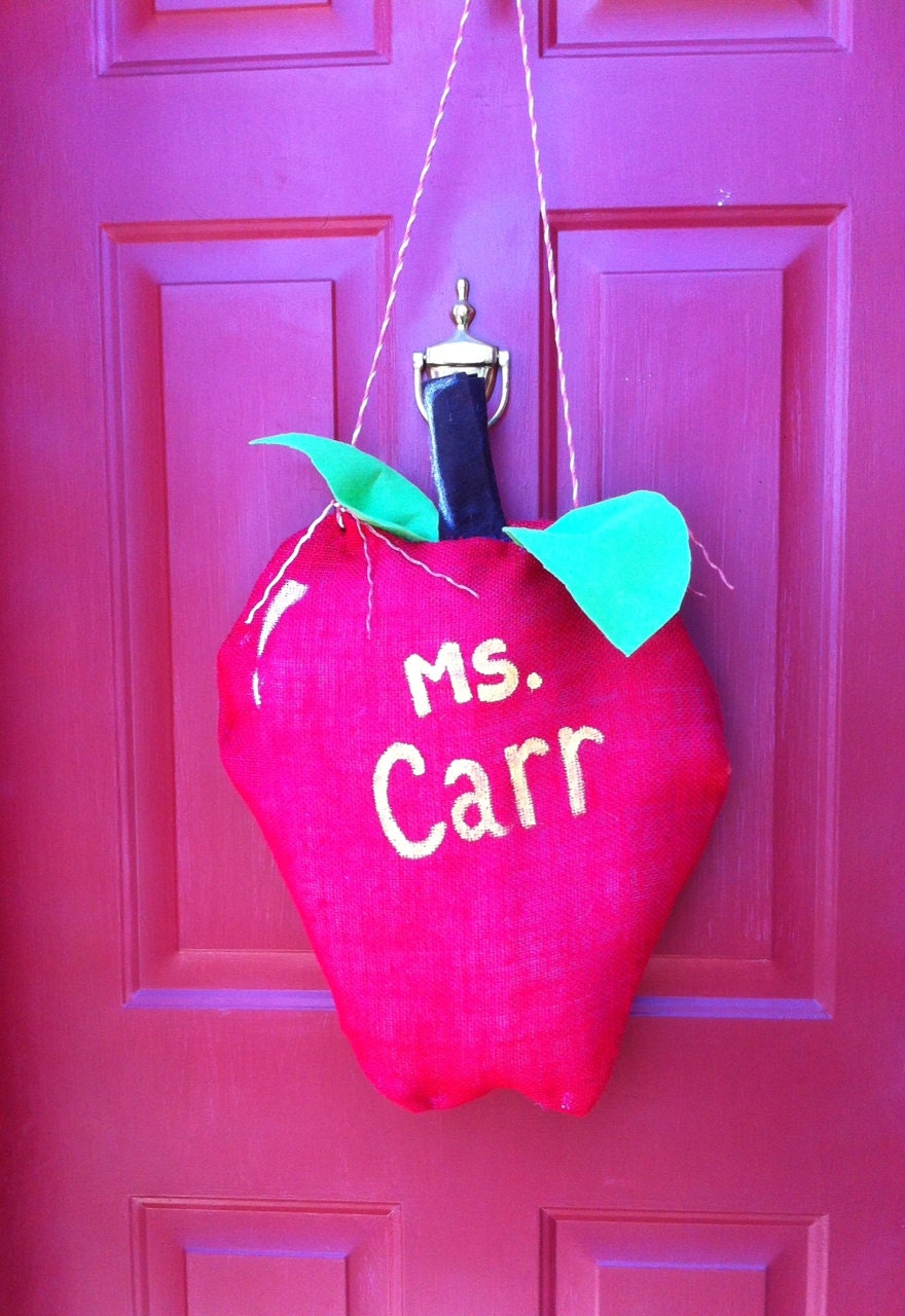Burlap Door Hanger: Apple Classroom Decor