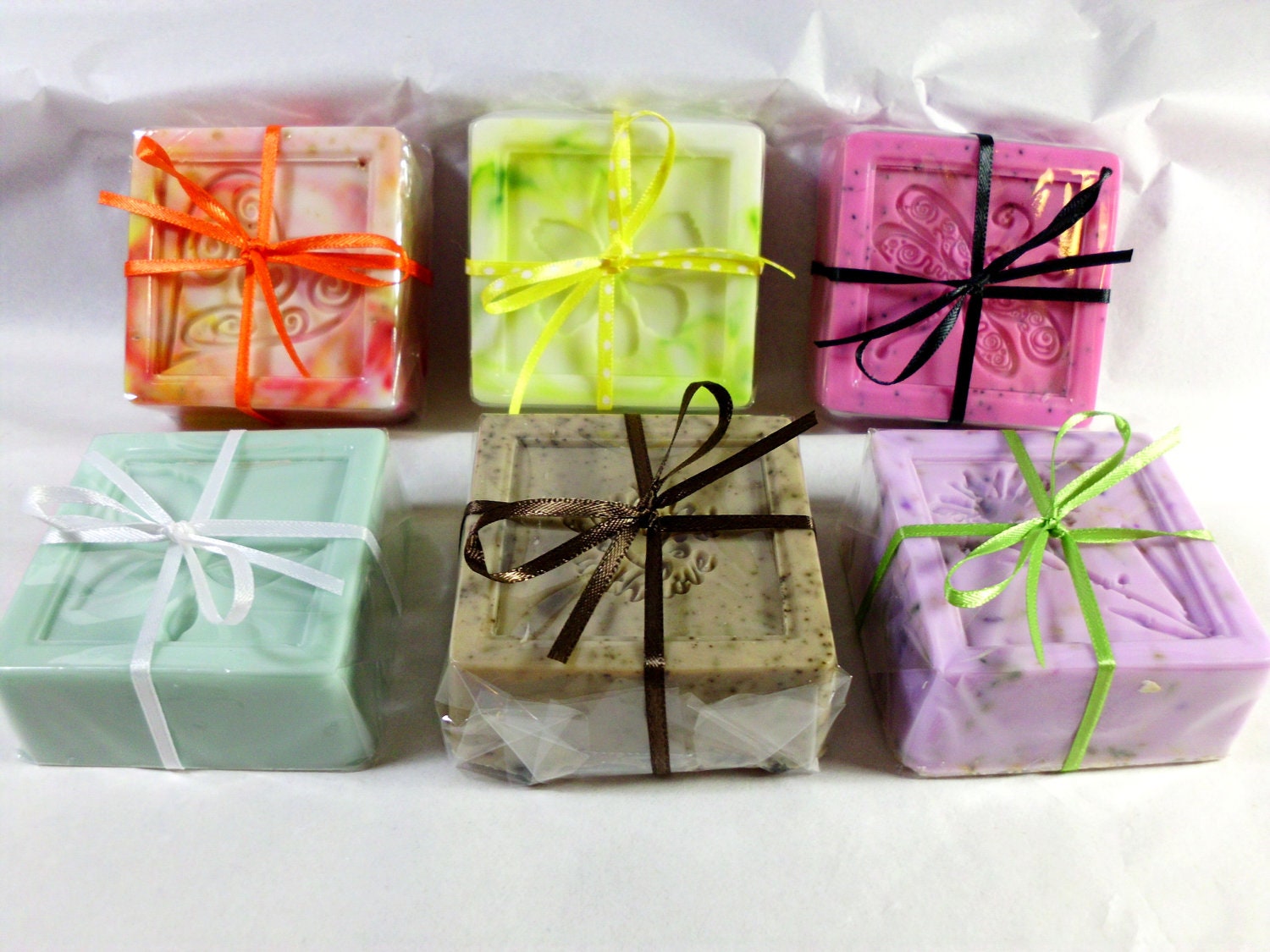 Wholesale Avocado Cucumber, Olive Oil, Shea Butter Soap, Choice of 8, Mixed Lot or Same