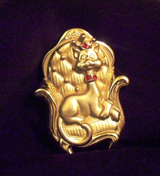 Vintage Regal Cat Brooch AJC Rare to Find