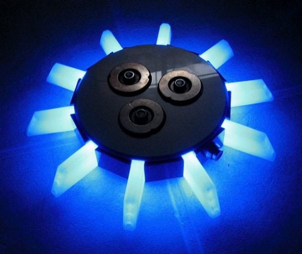 Cyber Light - Portable Magnetic Light Stays on for a Week