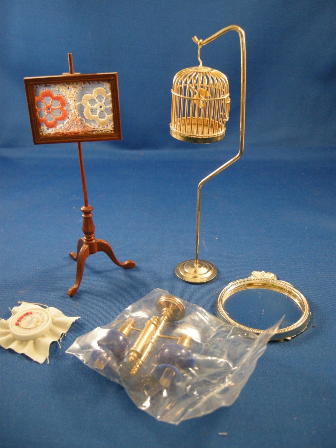 Miniature Dollhouse Misc. Decorations