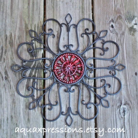 Metal Wall Decor /Red /Distressed Patio Decor /Painted /Living room Decor /Outdoor /Iron Art /Ornate Christmas Decor