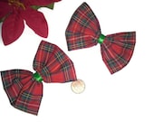2 Red and Green Plaid Hairbows, Christmas bows, Red and Green holiday Hair bow, Plaid Bow, Plaid Fabric, Fabric hairbows, Plaid Accessories
