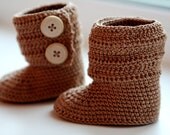 Crochet ugg boot pattern. PDF. This is a PATTERN for crocheted baby's bootees - boots. Ugg.