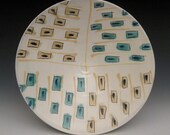 checkered and dotted pattern serving bowl