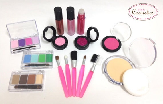 Pretend Makeup Set / Play Makeup Kit