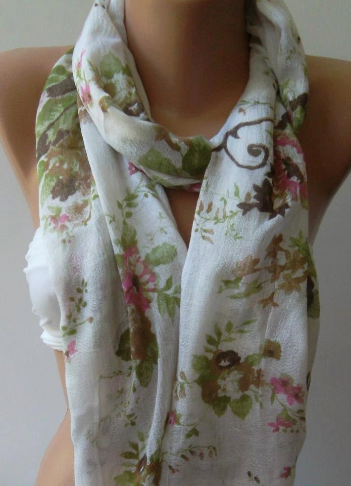 Shawl for Summer / Pink  Roses - Elegance Shawl / Scarf / soft and light