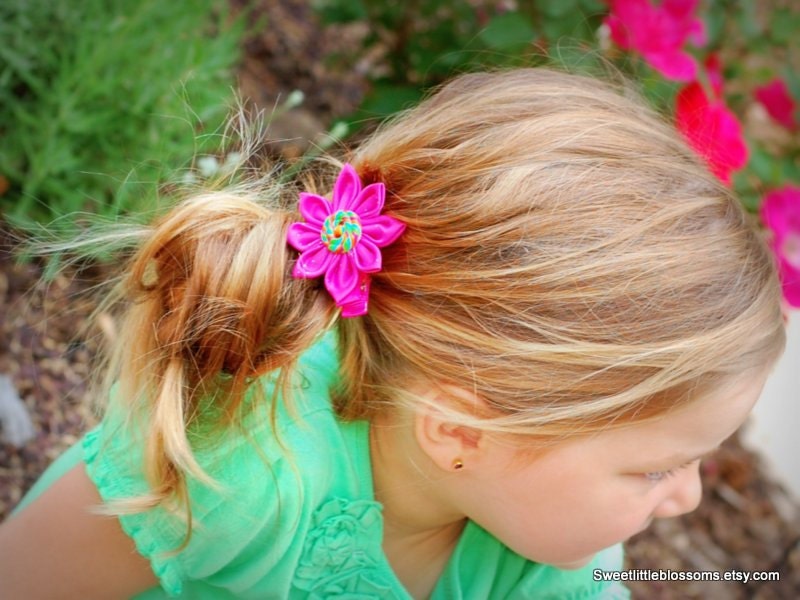 Pink Kanzashi Flower - Pink and Apple Green Pink Swirl Button Whimsical Kanzashi Blossom Flower