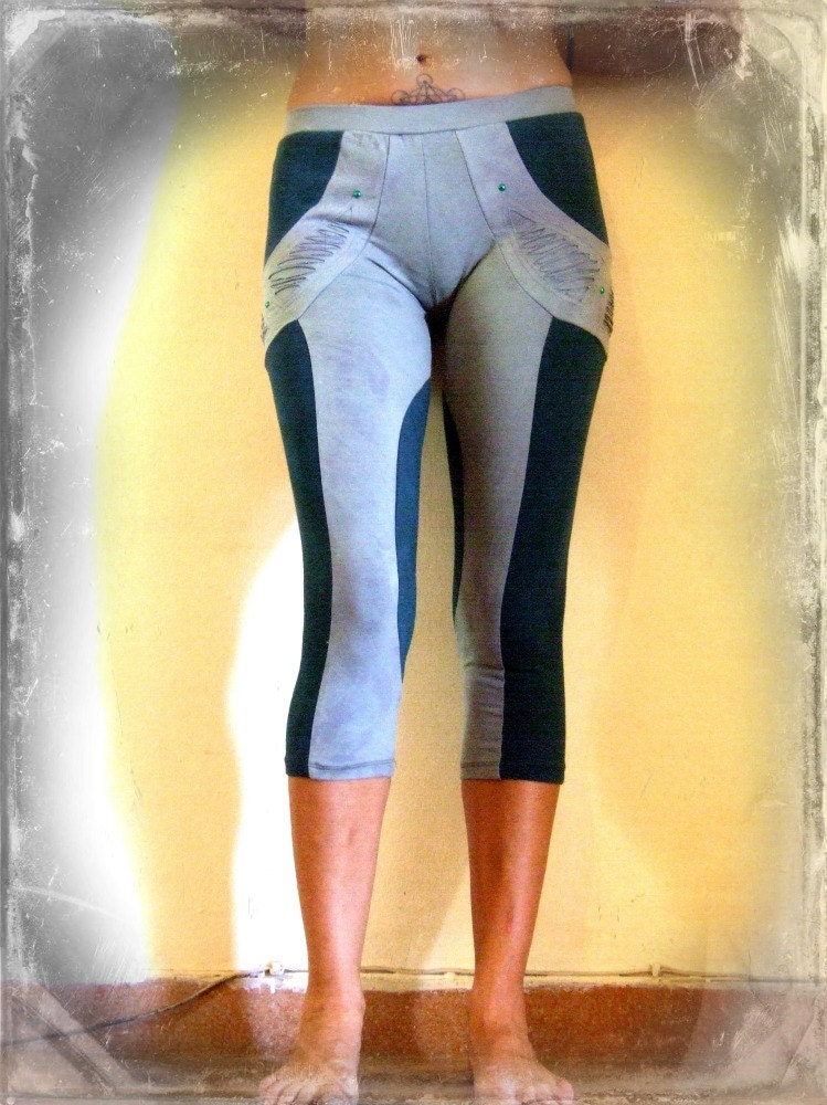 Sale - Stella leggings are soft and comfortable, made from Cotton/Lycra fitting to Yoga, sport, party, everything...