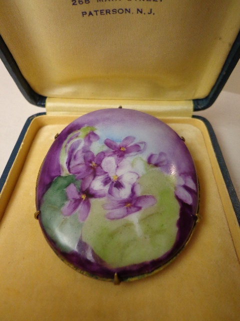 SALE Victorian Large Beautiful Purple Pansy Hand painted Brooch