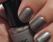 15 ml Full Size - Neutral Plum Linear Holographic Polish - "Prismatic" by Piper Polish Co.