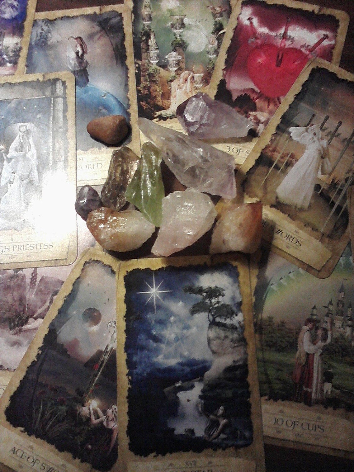 clairvoyant past life 8 card tarot reading loving healing gentle advice HONEST real awesome love